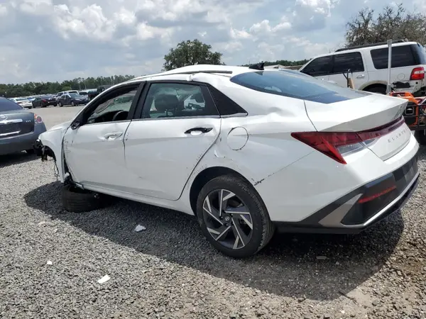 KMHLP4DG9SU882042 2025 HYUNDAI ELANTRA - Image 2