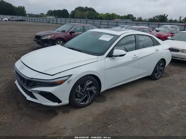 KMHLP4DG9SU913385 2025 HYUNDAI ELANTRA - Image 2