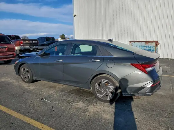KMHLP4DG9SU940988 2025 HYUNDAI ELANTRA - Image 2