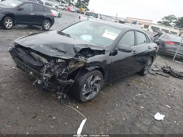 KMHLP4DG9SU941011 2025 HYUNDAI ELANTRA - Image 2