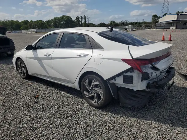 KMHLP4DG9SU968354 2025 HYUNDAI ELANTRA - Image 2