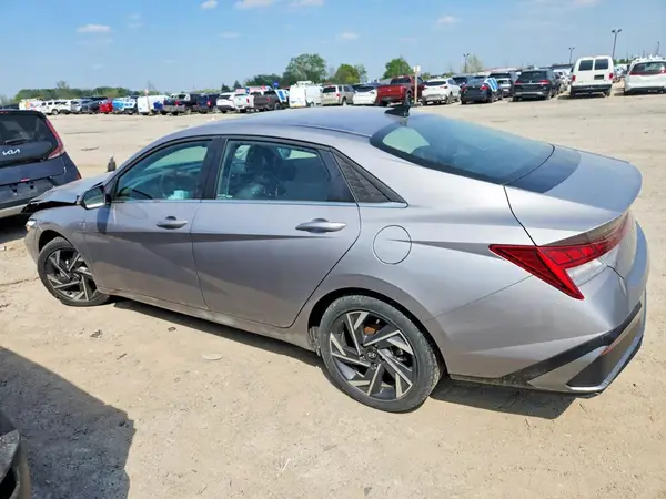 KMHLP4DG9SU974218 2025 HYUNDAI ELANTRA - Image 2
