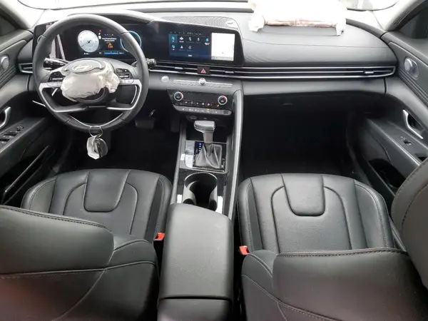 KMHLP4DGXRU653072 2024 HYUNDAI ELANTRA - Image 8