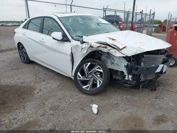 KMHLP4DGXRU664363 2024 HYUNDAI ELANTRA - Image 1