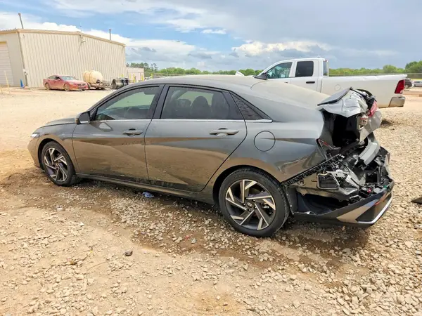KMHLP4DGXRU665674 2024 HYUNDAI ELANTRA - Image 2