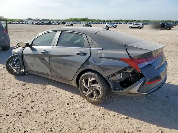 KMHLP4DGXRU681325 2024 HYUNDAI ELANTRA - Image 2