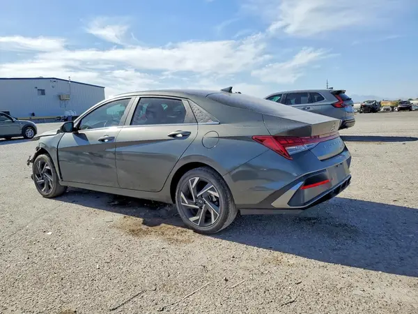 KMHLP4DGXRU737747 2024 HYUNDAI ELANTRA - Image 2