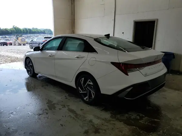 KMHLP4DGXRU793039 2024 HYUNDAI ELANTRA - Image 2