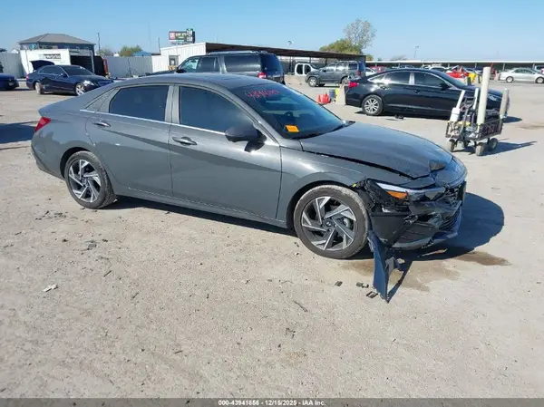 KMHLP4DGXRU819557 2024 HYUNDAI ELANTRA - Image 1