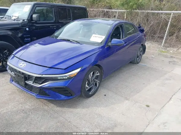 KMHLP4DGXRU824127 2024 HYUNDAI ELANTRA - Image 2