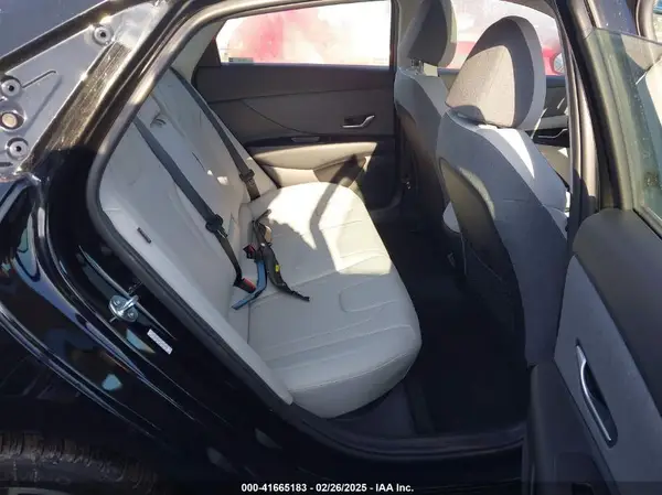 KMHLP4DGXRU832471 2024 HYUNDAI ELANTRA - Image 8