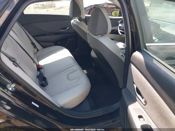 KMHLP4DGXRU837458 2024 HYUNDAI ELANTRA - Image 8