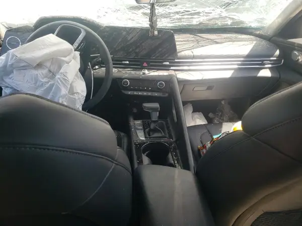 KMHLP4DGXRU841249 2024 HYUNDAI ELANTRA - Image 8