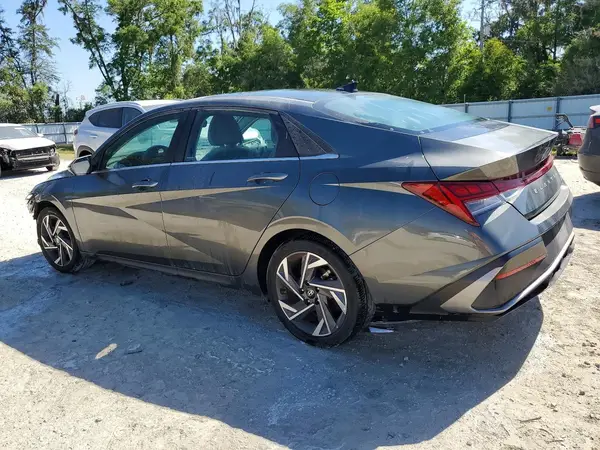 KMHLP4DGXSU867517 2025 HYUNDAI ELANTRA - Image 2