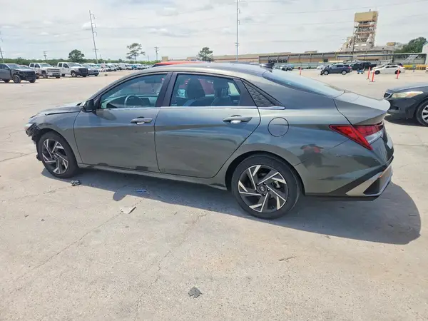 KMHLP4DGXSU872538 2025 HYUNDAI ELANTRA - Image 2
