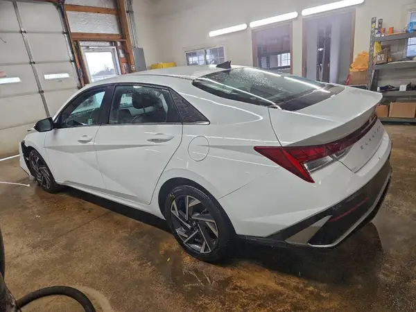 KMHLP4DGXSU909233 2025 HYUNDAI ELANTRA - Image 2