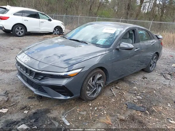 KMHLP4DGXSU909927 2025 HYUNDAI ELANTRA - Image 2