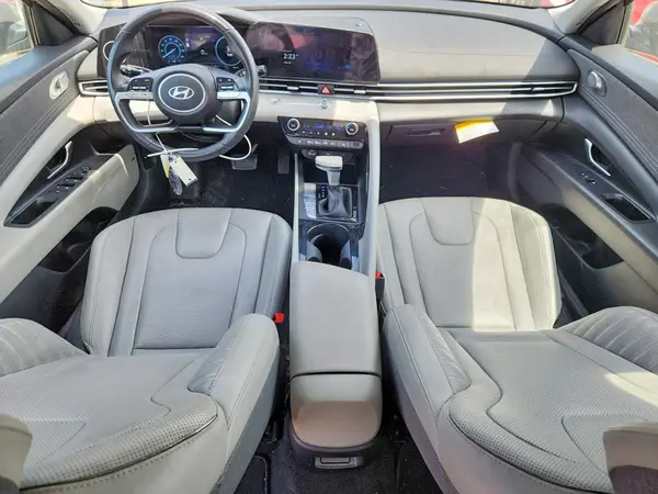 KMHLP4DGXSU931152 2025 HYUNDAI ELANTRA - Image 8