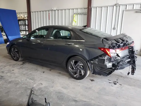 KMHLP4DGXSU933323 2025 HYUNDAI ELANTRA - Image 2