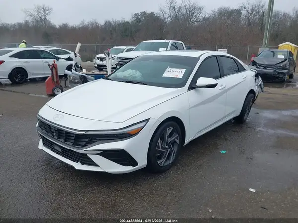 KMHLP4DGXSU935265 2025 HYUNDAI ELANTRA - Image 2