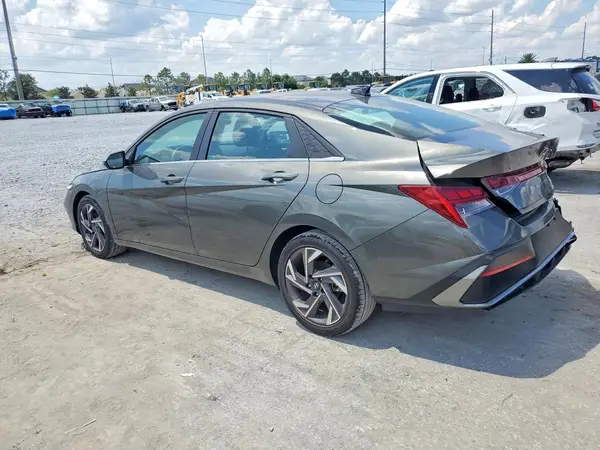 KMHLP4DGXSU936562 2025 HYUNDAI ELANTRA - Image 2