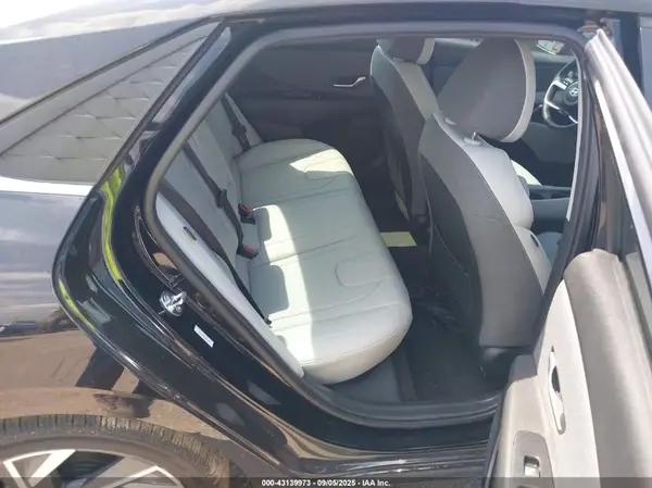 KMHLP4DGXSU964944 2025 HYUNDAI ELANTRA - Image 8