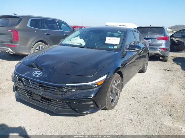 KMHLP4DGXSU994929 2025 HYUNDAI ELANTRA - Image 2