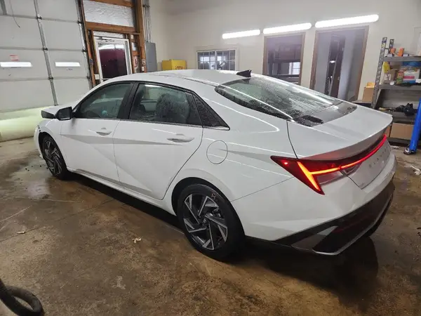 KMHLP4DGXSU995417 2025 HYUNDAI ELANTRA - Image 2