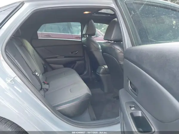 KMHLR4AF0NU359325 2022 HYUNDAI ELANTRA - Image 8