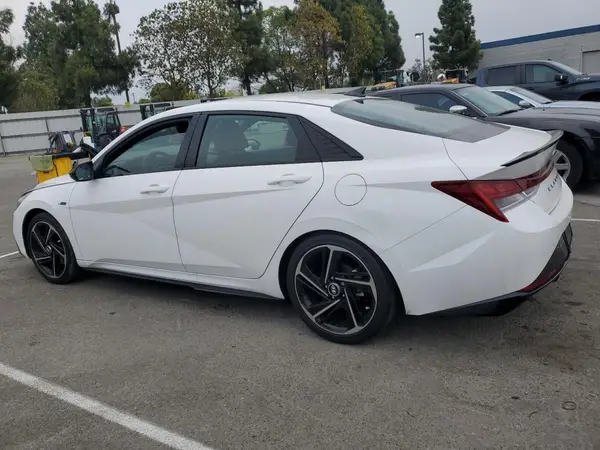 KMHLR4AF0PU543943 2023 HYUNDAI ELANTRA - Image 2