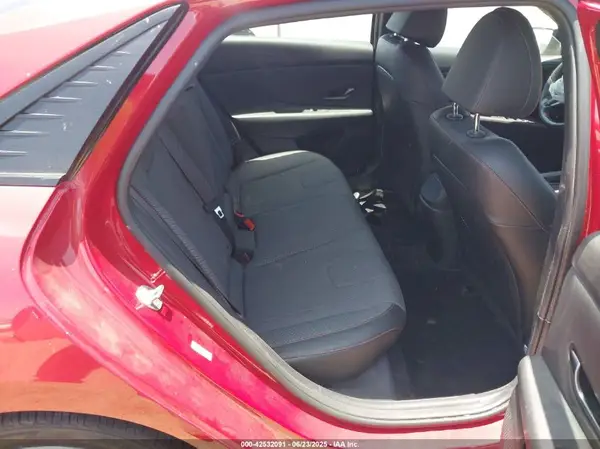KMHLR4AF1NU271996 2022 HYUNDAI ELANTRA - Image 8