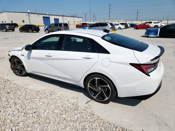 KMHLR4AF1NU361634 2022 HYUNDAI ELANTRA - Image 2
