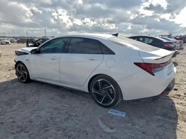 KMHLR4AF1PU386584 2023 HYUNDAI ELANTRA - Image 2