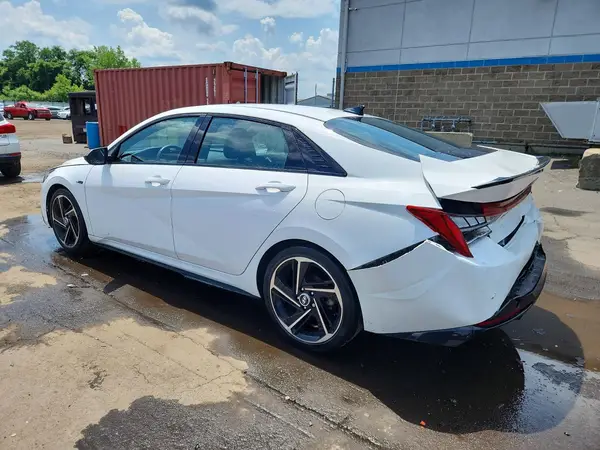 KMHLR4AF1PU576773 2023 HYUNDAI ELANTRA - Image 2
