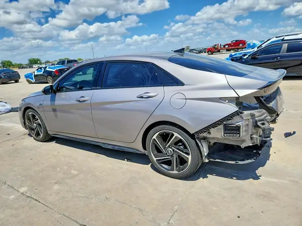 KMHLR4AF1PU587434 2023 HYUNDAI ELANTRA - Image 2