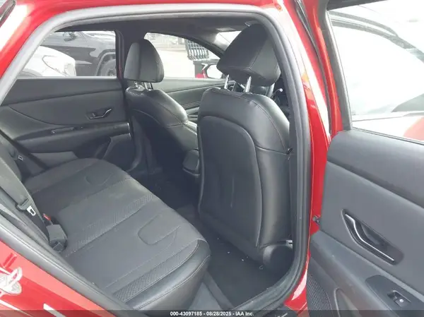 KMHLR4AF2NU231796 2022 HYUNDAI ELANTRA - Image 8