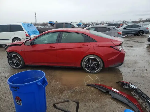 KMHLR4AF2NU296812 2022 HYUNDAI ELANTRA - Image 2