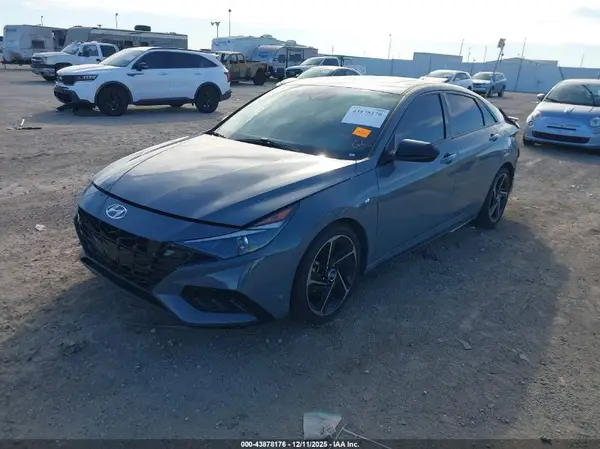 KMHLR4AF2NU345927 2022 HYUNDAI ELANTRA - Image 2