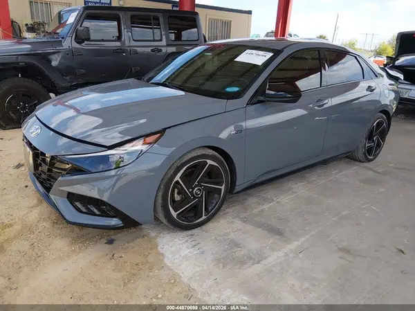 KMHLR4AF2PU450261 2023 HYUNDAI ELANTRA - Image 2