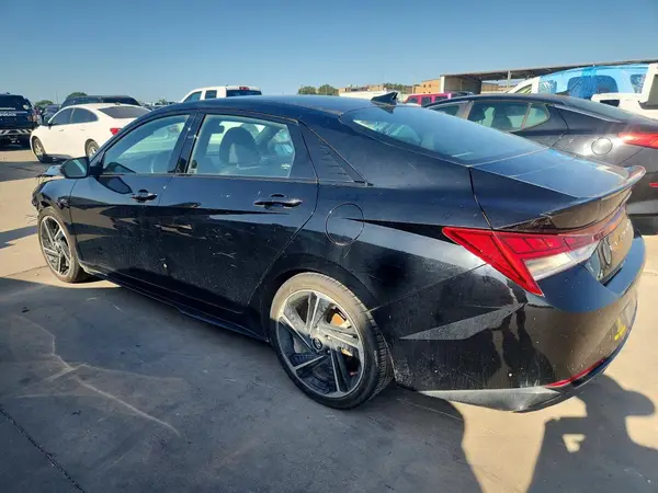 KMHLR4AF2PU587491 2023 HYUNDAI ELANTRA - Image 2