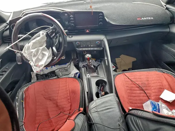 KMHLR4AF3NU225523 2022 HYUNDAI ELANTRA - Image 8