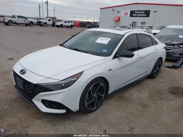KMHLR4AF3NU267948 2022 HYUNDAI ELANTRA - Image 2