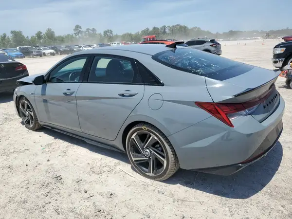 KMHLR4AF3PU422811 2023 HYUNDAI ELANTRA - Image 2
