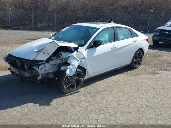 KMHLR4AF3PU576645 2023 HYUNDAI ELANTRA - Image 2