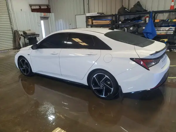 KMHLR4AF4MU184544 2021 HYUNDAI ELANTRA - Image 2