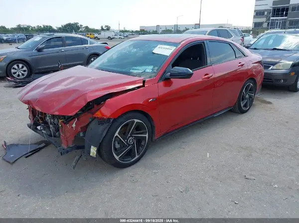 KMHLR4AF4NU295449 2022 HYUNDAI ELANTRA - Image 2