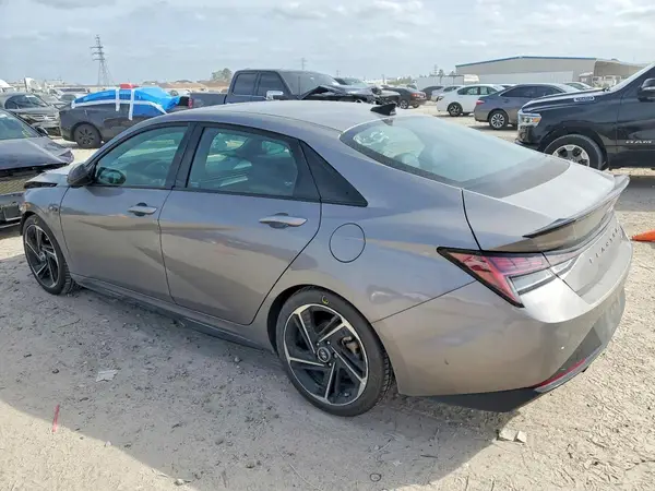 KMHLR4AF4NU344178 2022 HYUNDAI ELANTRA - Image 2