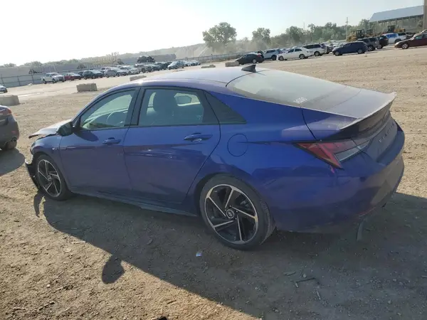 KMHLR4AF4NU359313 2022 HYUNDAI ELANTRA - Image 2