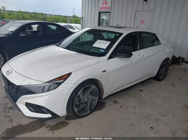KMHLR4AF4PU565900 2023 HYUNDAI ELANTRA - Image 2