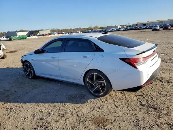 KMHLR4AF4PU565928 2023 HYUNDAI ELANTRA - Image 2
